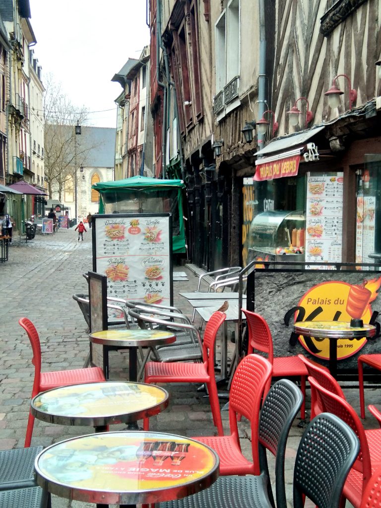 Rue St Michel à Rennes