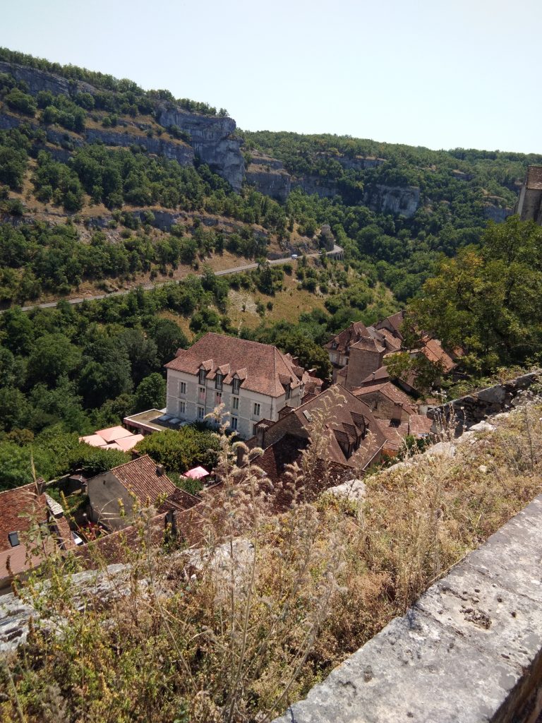 Vue sur la vallée à Rocamadour