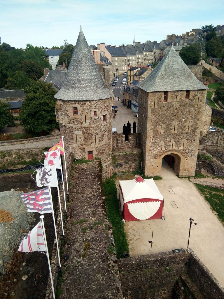 Entrée du château de Fougères