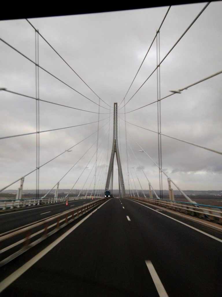 Pont de Normandie par temps gris