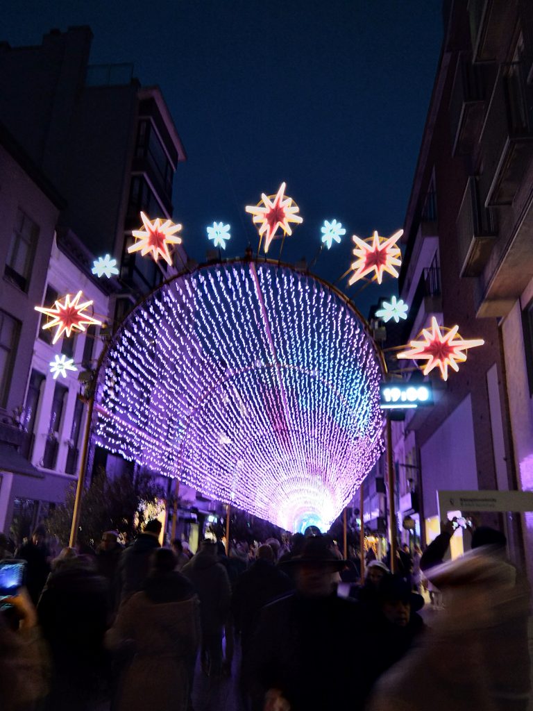 Ambiance bonne année 2024-Illuminations de Noel à Gand- Belgique